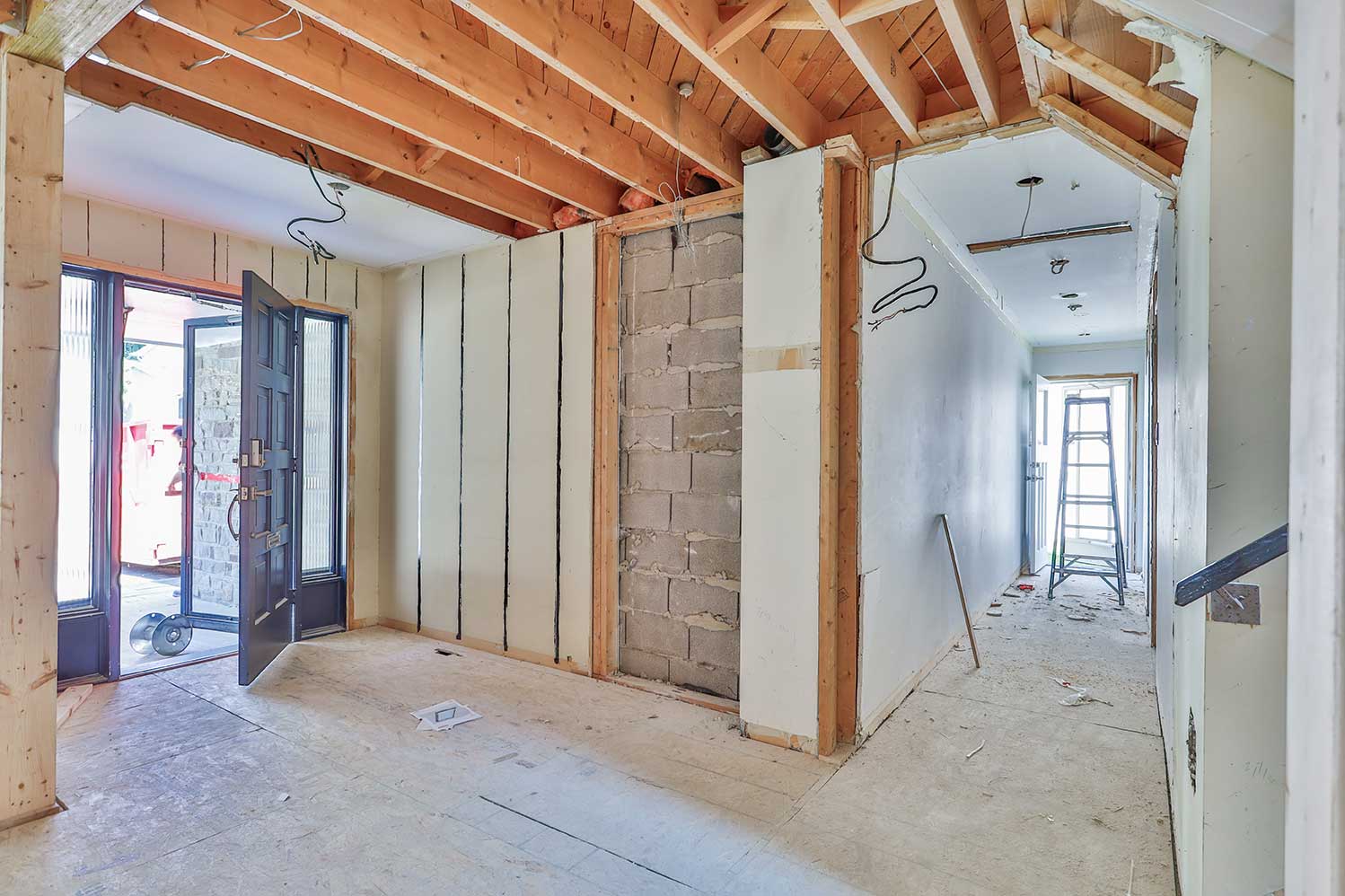 103-Cassandra-Blvd-Entrance