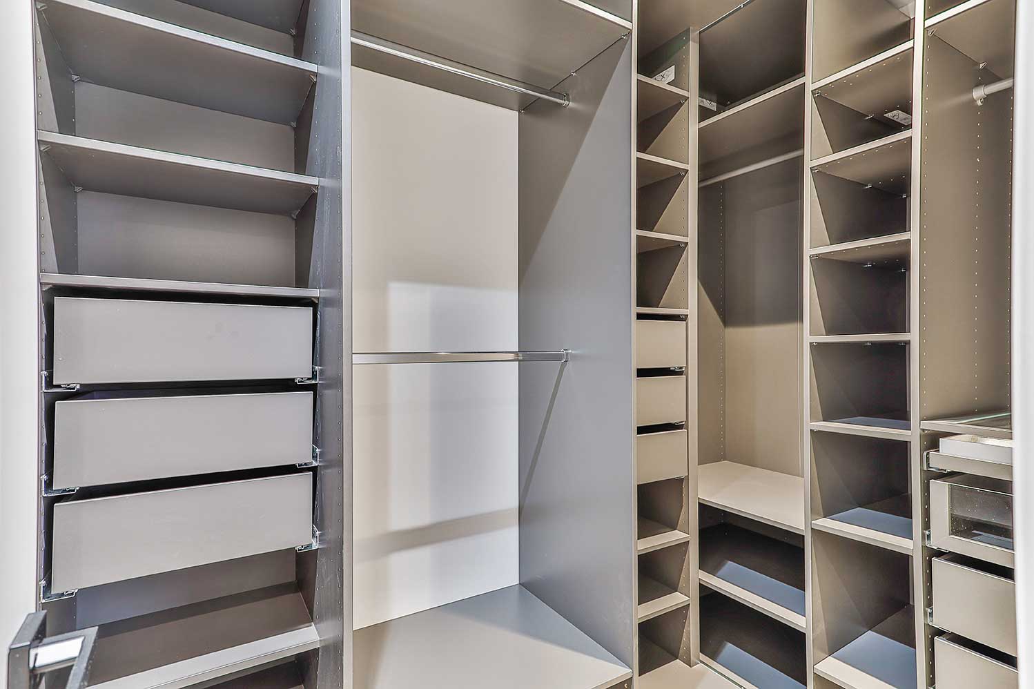 103-cassandra-blvd-34