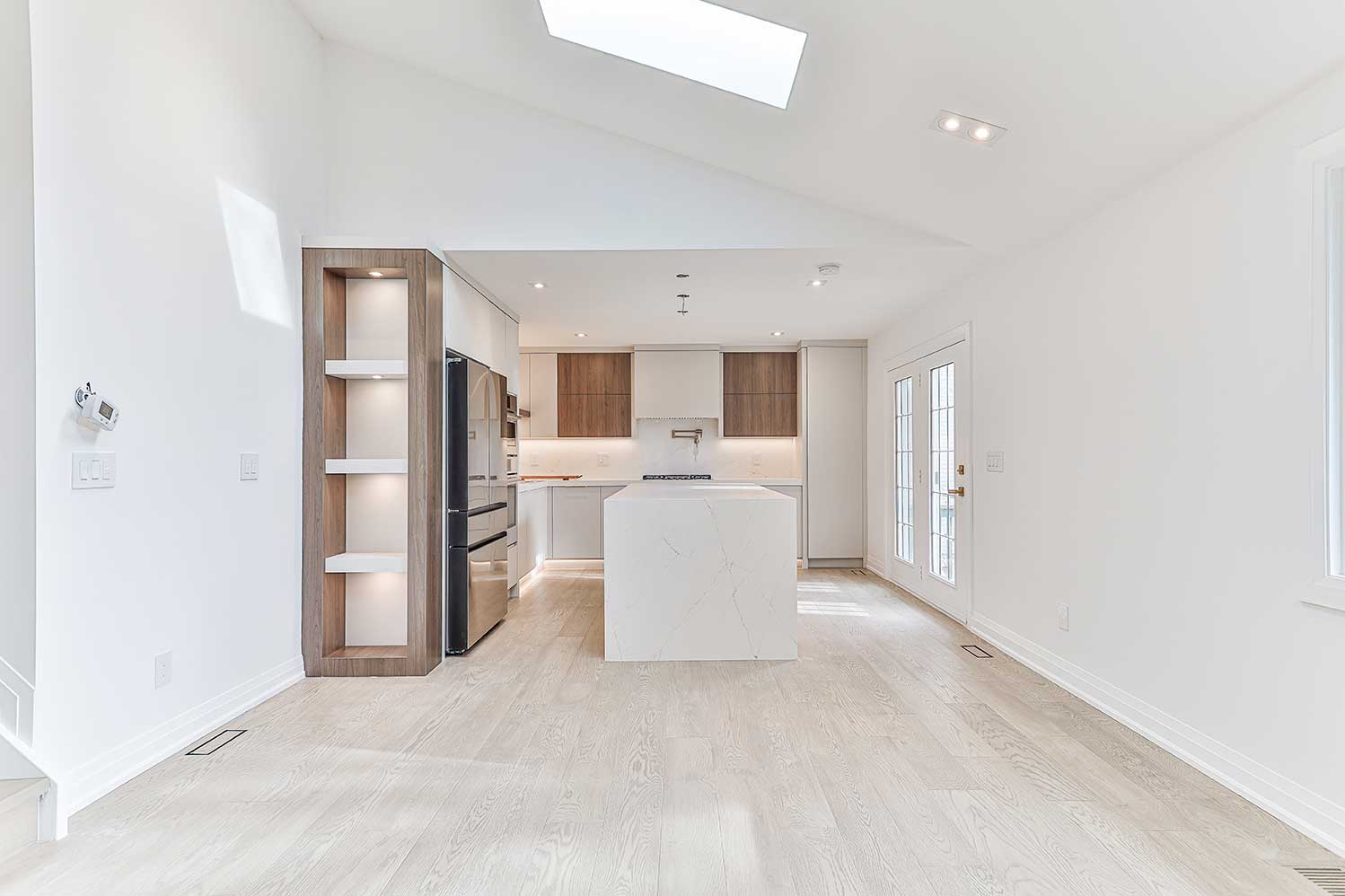 103-cassandra-blvd-43