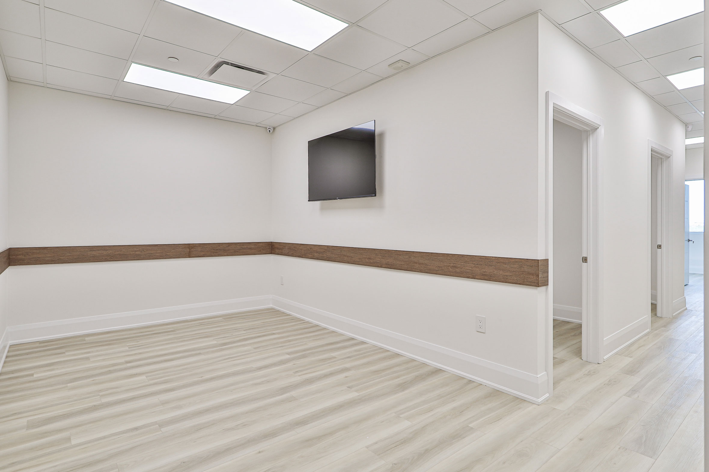 1275 finch avenue west - Entrance - 16