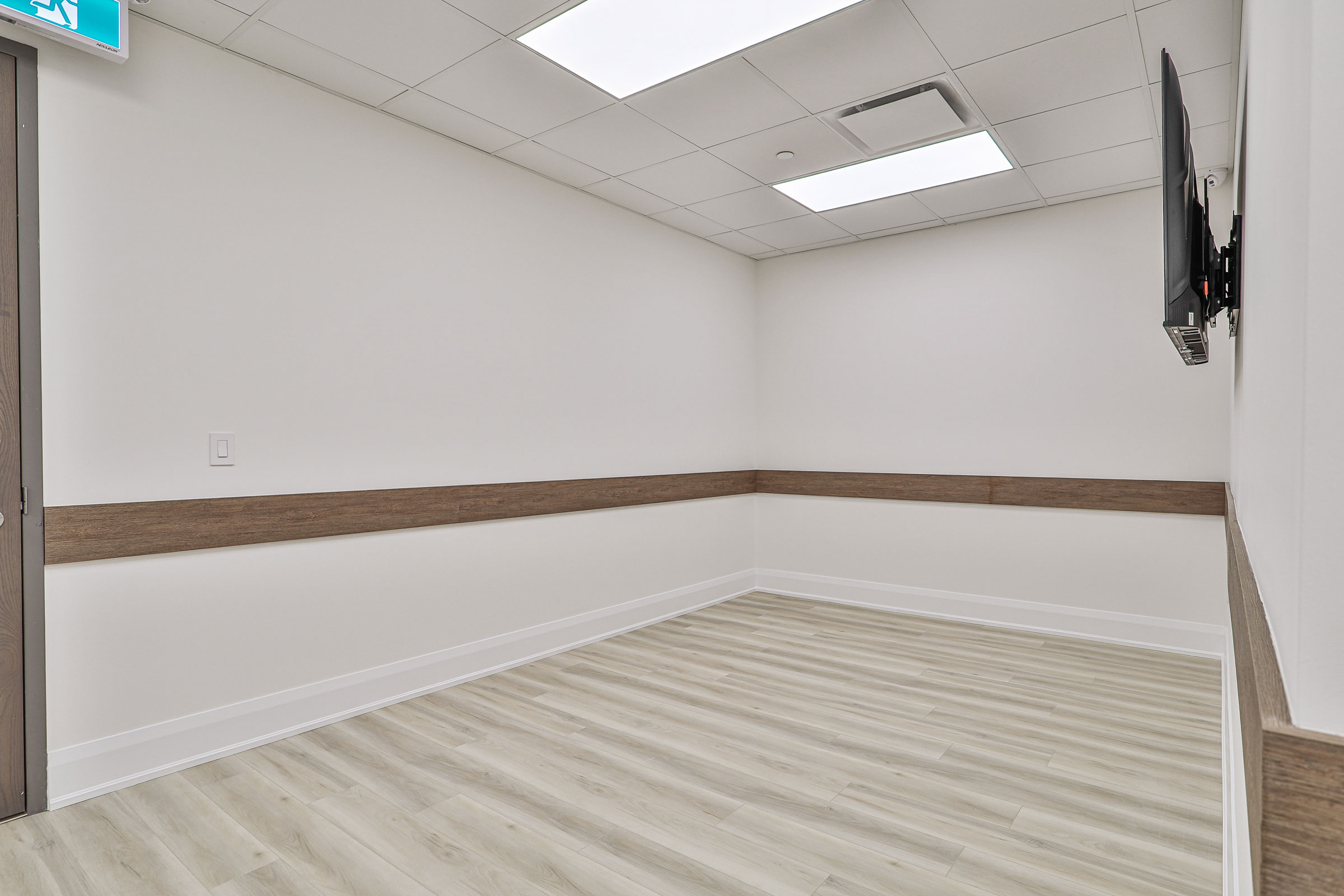 1275 finch avenue west - Entrance - 4