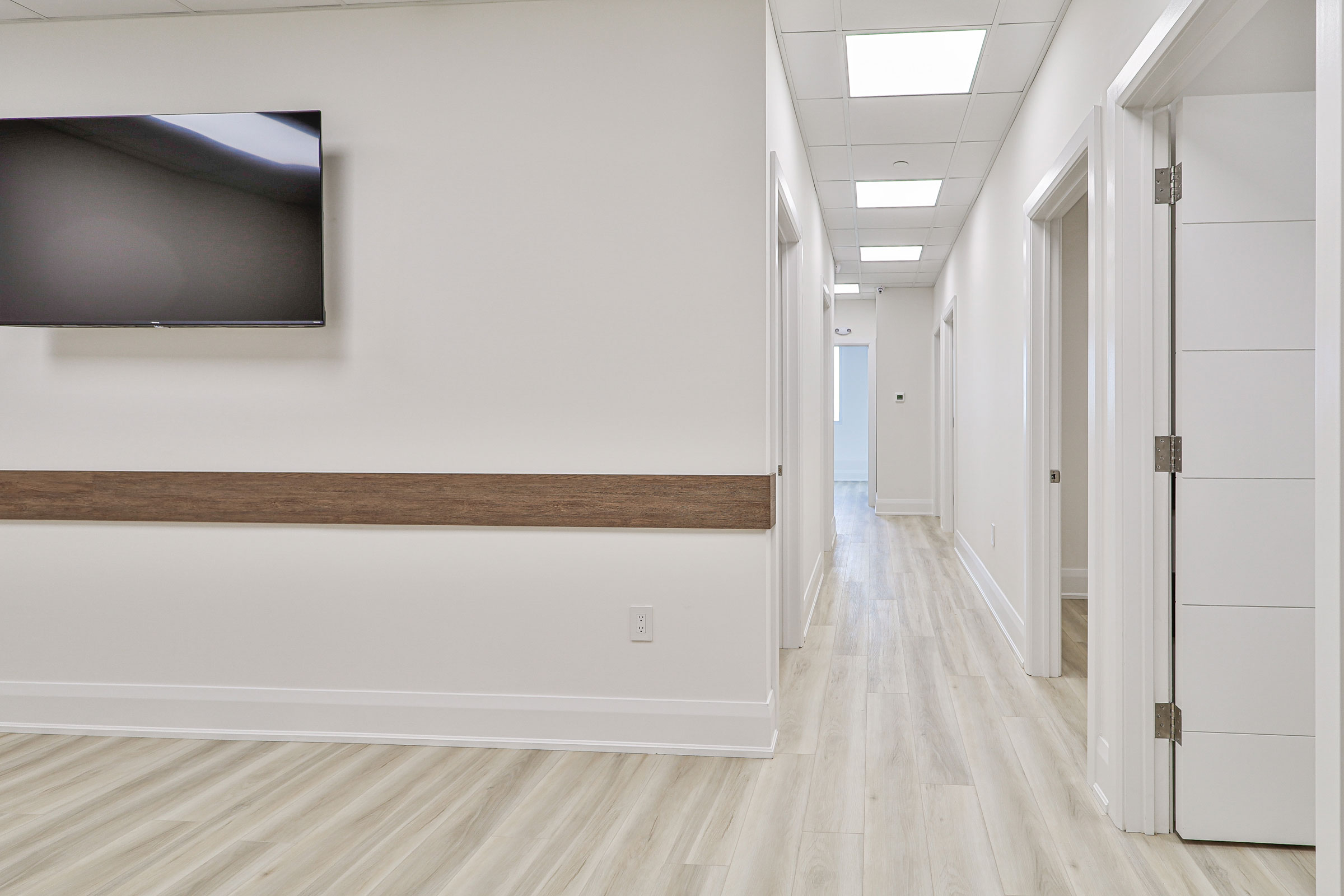 1275 finch avenue west - Entrance - 7