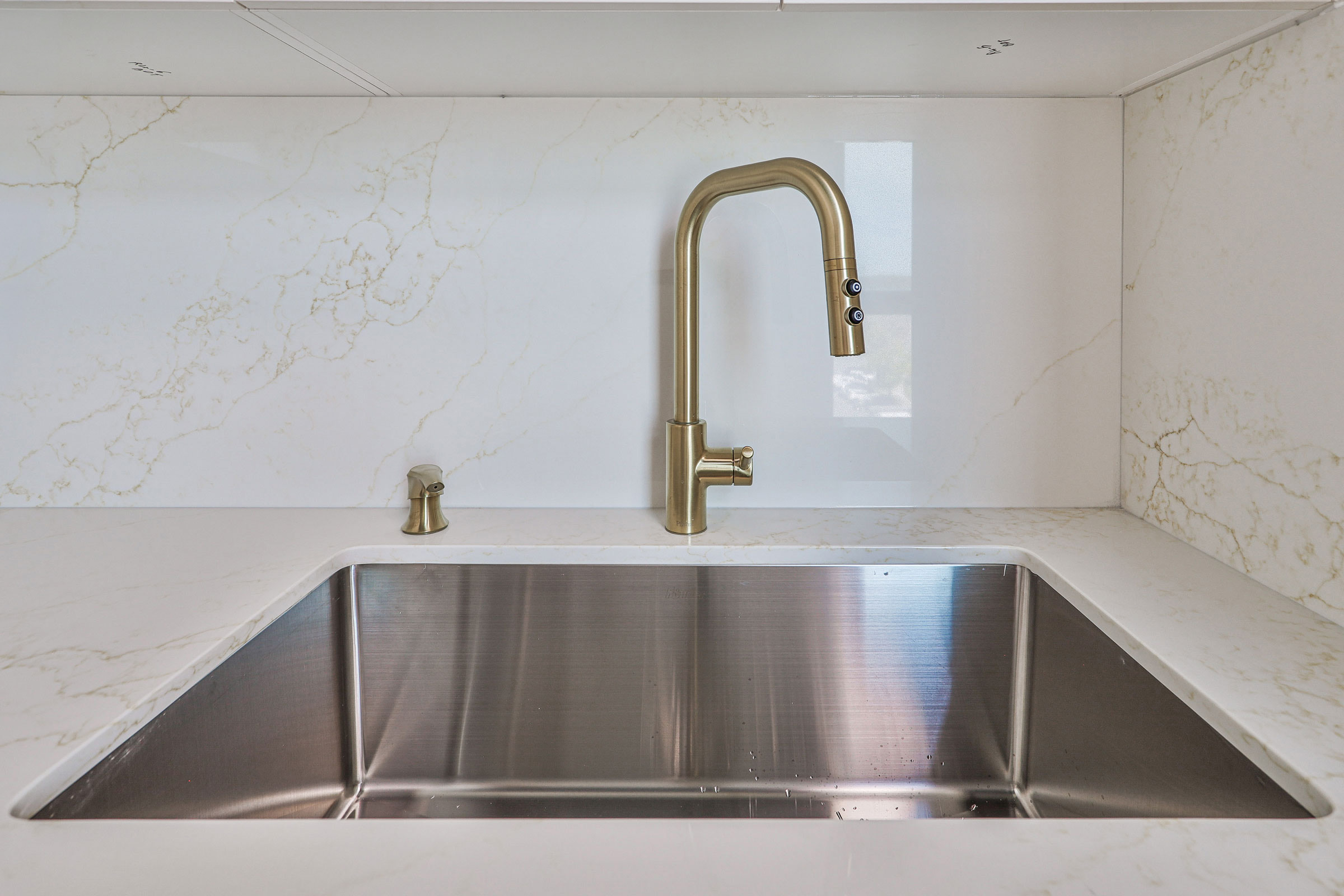 1275 finch avenue west - Kitchen and staff room - 9