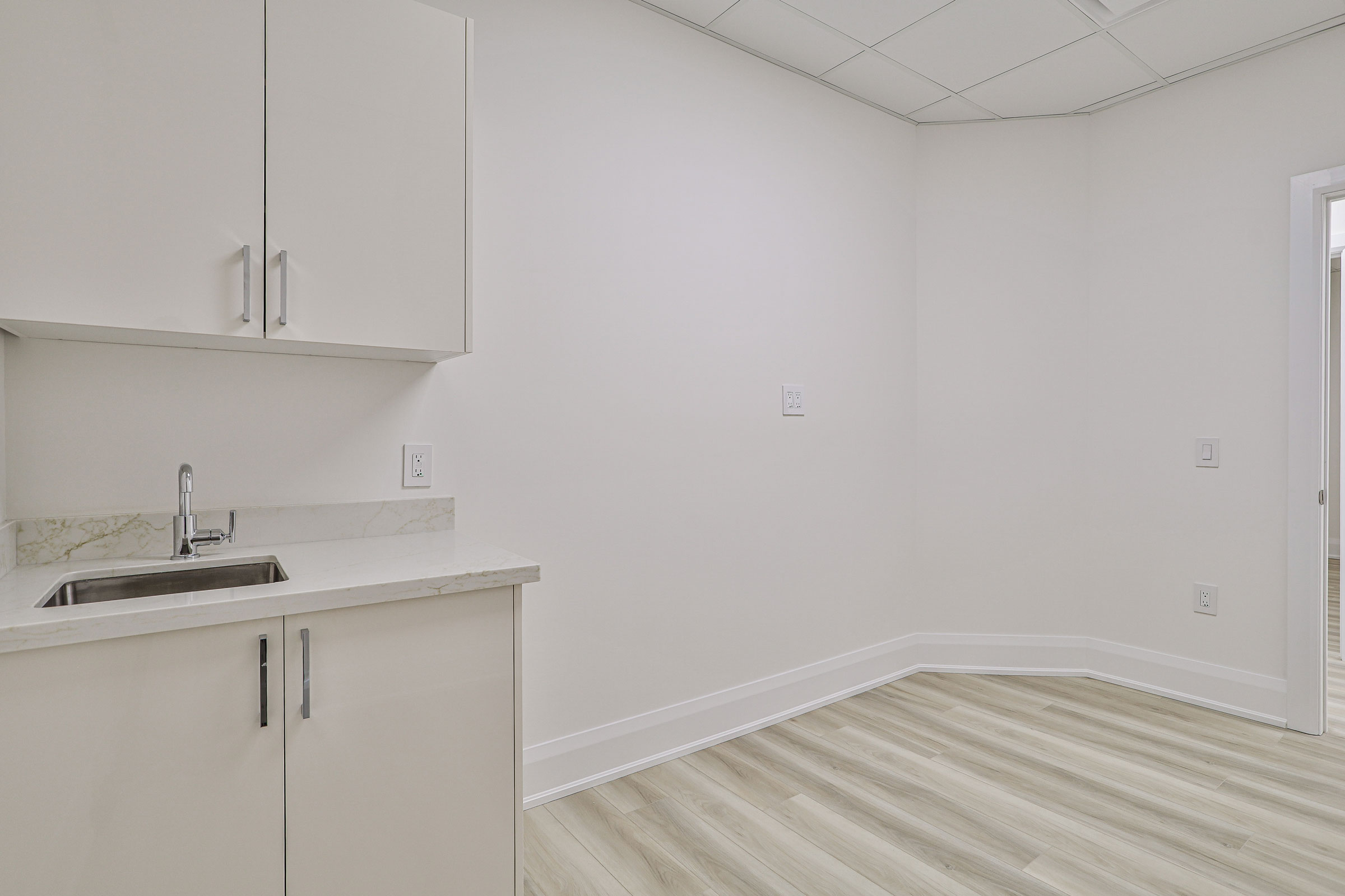 1275 finch avenue west - dr rooms - 11