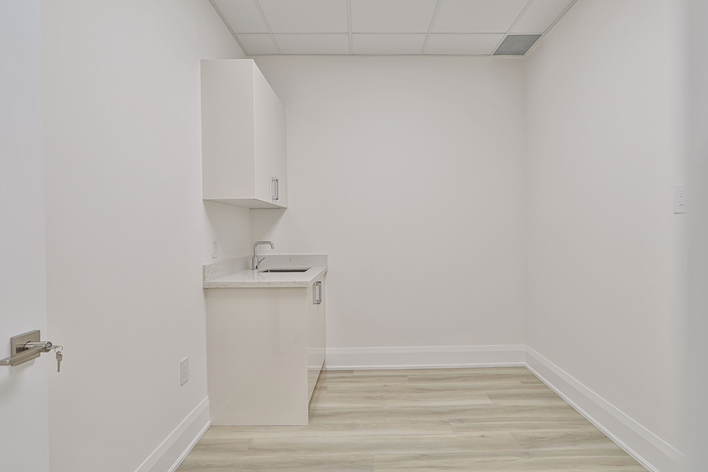 1275 finch avenue west - dr rooms - 14