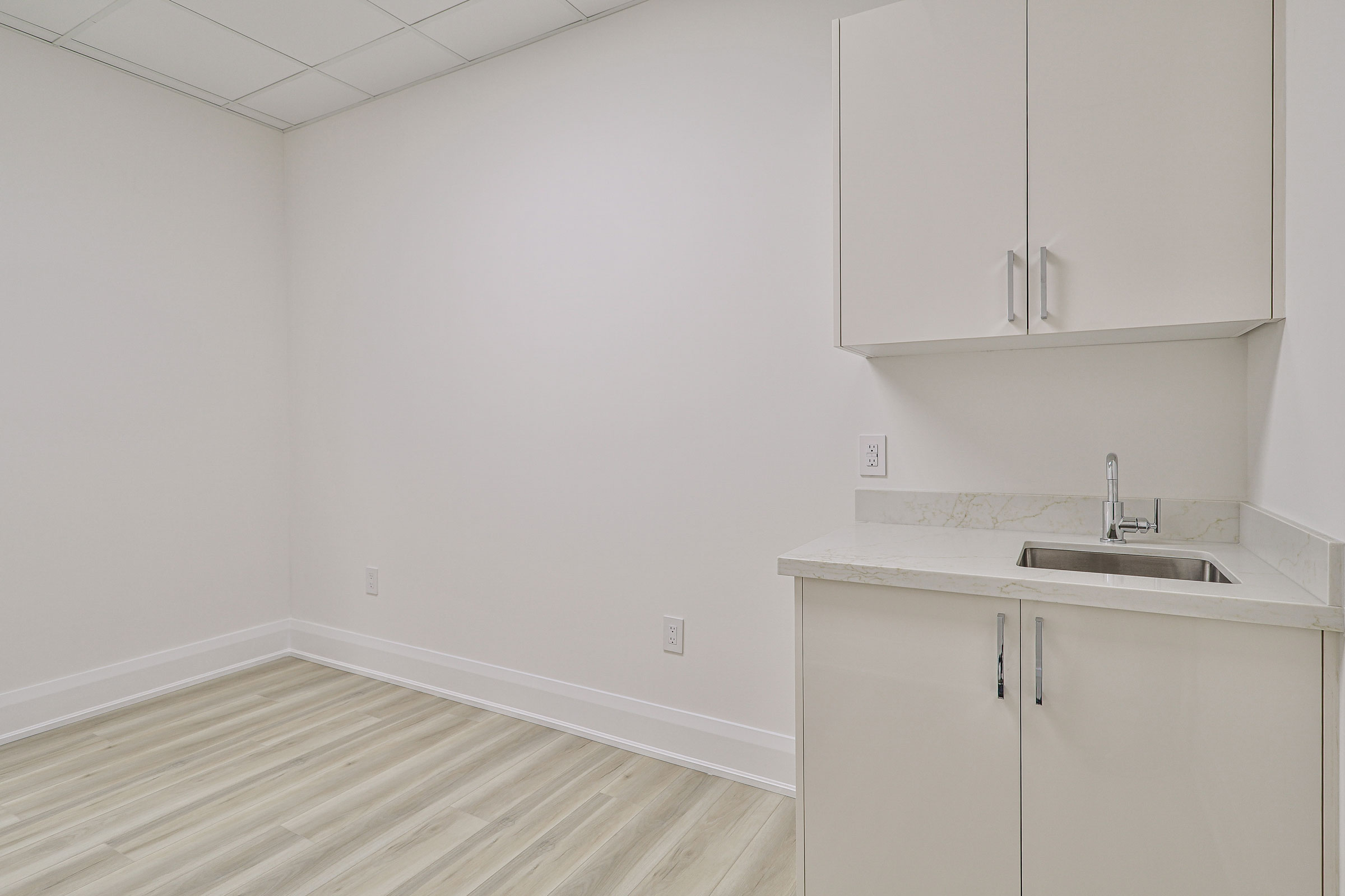 1275 finch avenue west - dr rooms - 3