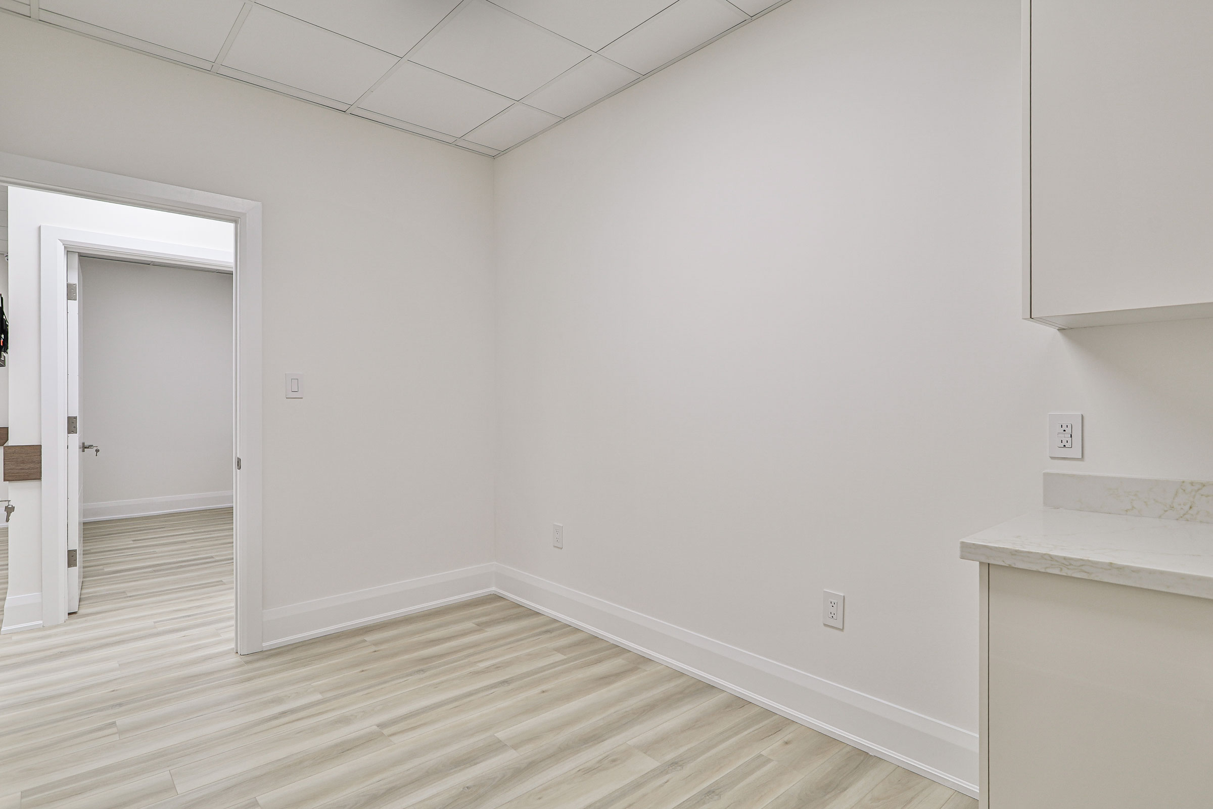 1275 finch avenue west - dr rooms - 4